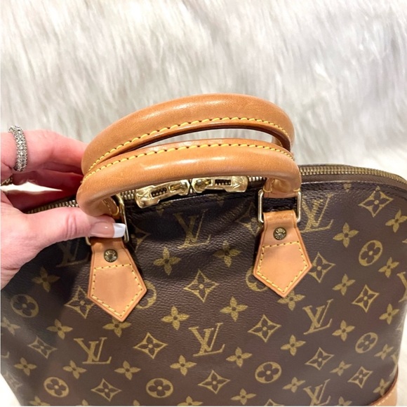 GOOD CONDITION! Authentic Louis Vuitton Alma PM Shoulder Bag Tote Handbag Purse - Picture 3 of 16